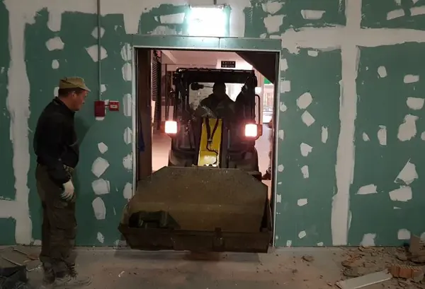 Работы внутри ТЦ Palazzo - 