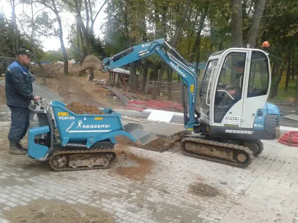 Строительство музея истории ВОВ - Думпер Messersi TCH-09
