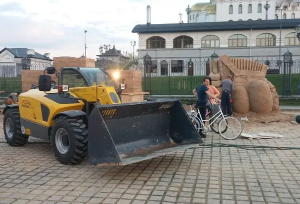 Выставка песчаных фигур - 