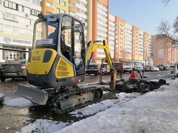 Аварийно-восстановительные работы на ул. Танка - 